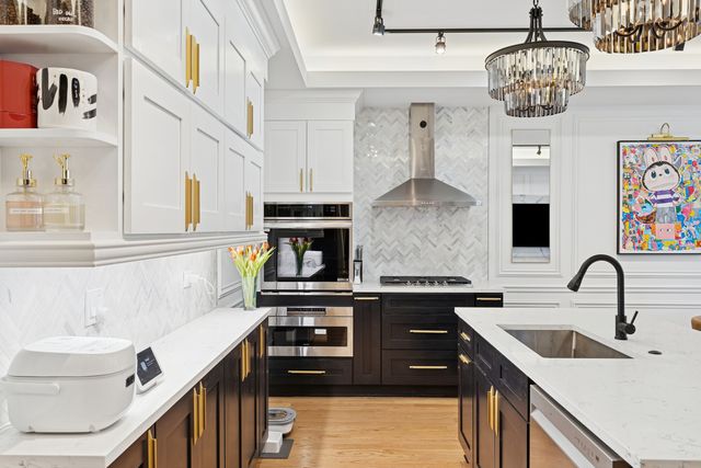 3105 S Giles Avenue 1S, Chicago, IL 60616