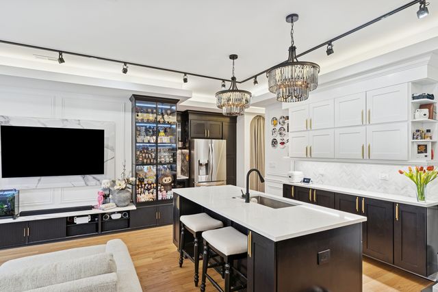 3105 S Giles Avenue 1S, Chicago, IL 60616