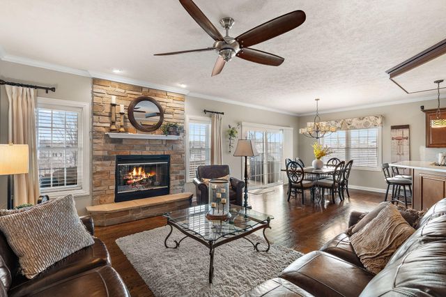 1426 Rainy Brook Way, Crown Point, IN 46307