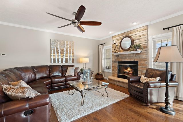 1426 Rainy Brook Way, Crown Point, IN 46307