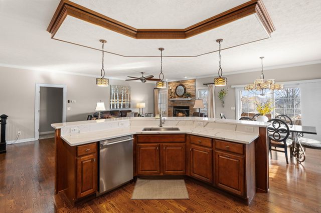 1426 Rainy Brook Way, Crown Point, IN 46307