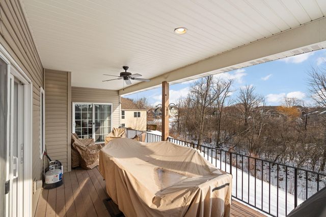 1426 Rainy Brook Way, Crown Point, IN 46307