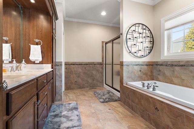 1426 Rainy Brook Way, Crown Point, IN 46307