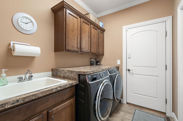 1426 Rainy Brook Way, Crown Point, IN 46307