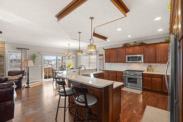 1426 Rainy Brook Way, Crown Point, IN 46307