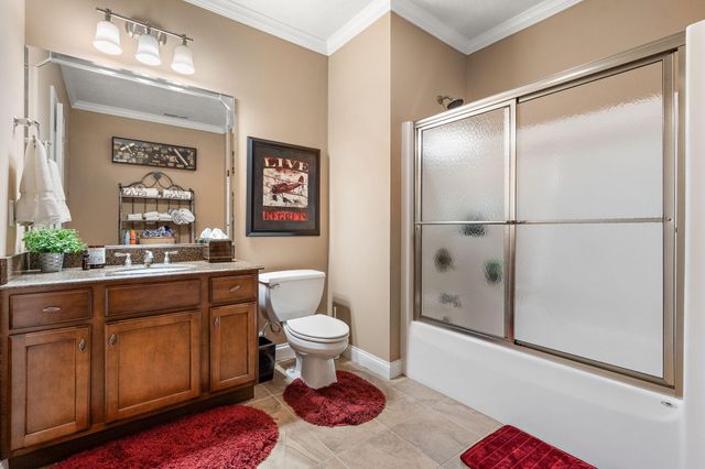 1426 Rainy Brook Way, Crown Point, IN 46307