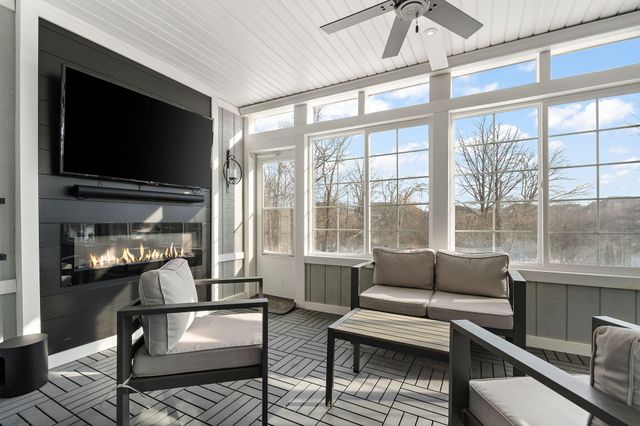 1426 Rainy Brook Way, Crown Point, IN 46307