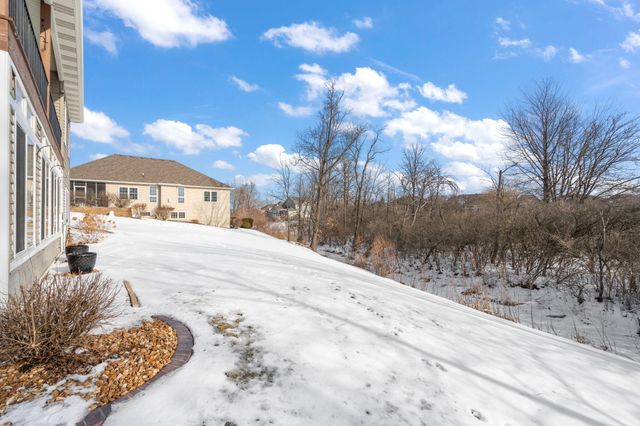 1426 Rainy Brook Way, Crown Point, IN 46307