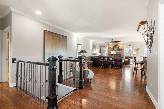 1426 Rainy Brook Way, Crown Point, IN 46307