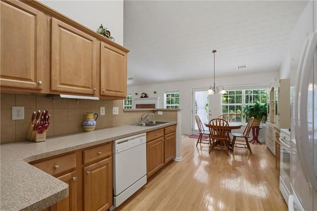 4057 Roslindale Lane, Buford, GA 30519