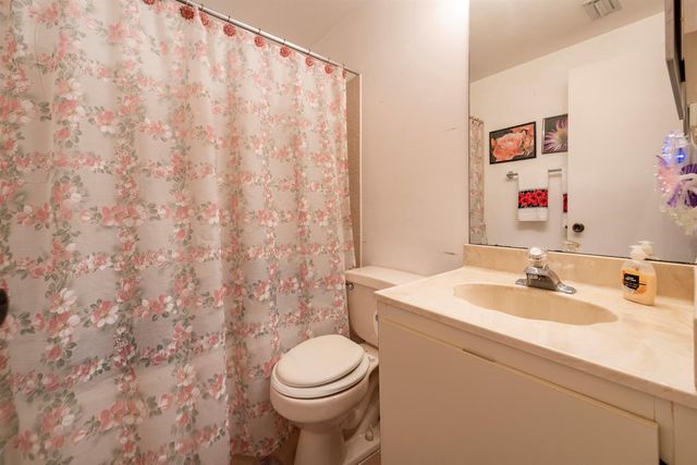 11964 NW 11th Street 11964, Pembroke Pines, FL 33026
