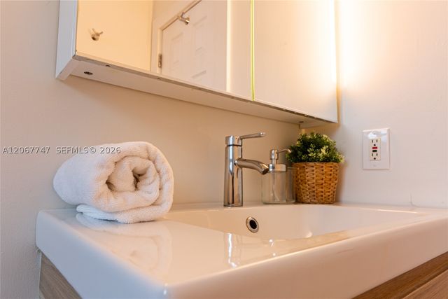 1431 Lincoln Ter 1, Miami Beach, FL 33139