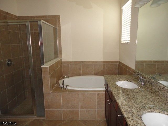 16023 Mistflower DR, Alva, FL 33920