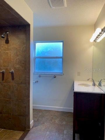 612 LAKE DRIVE, Deland, FL 32724