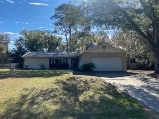 612 LAKE DRIVE, Deland, FL 32724