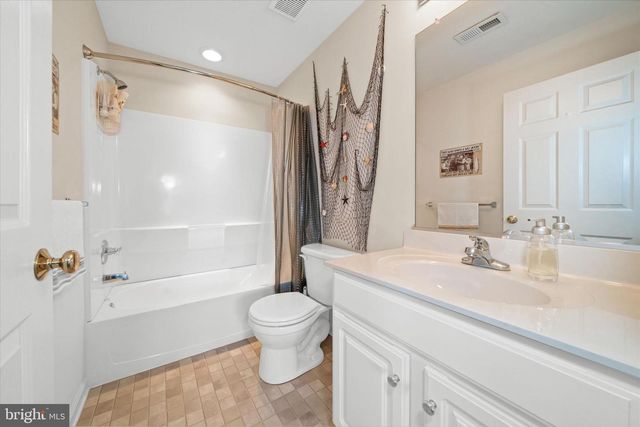 105 E BOURNE WAY, Millsboro, DE 19966