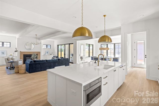 2005 Chatham Avenue, Charlotte, NC 28205