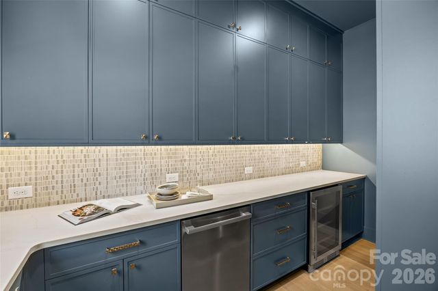 2005 Chatham Avenue, Charlotte, NC 28205