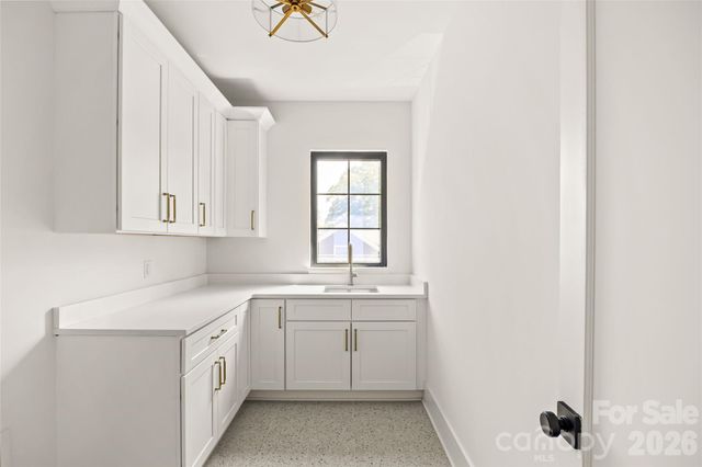 2005 Chatham Avenue, Charlotte, NC 28205