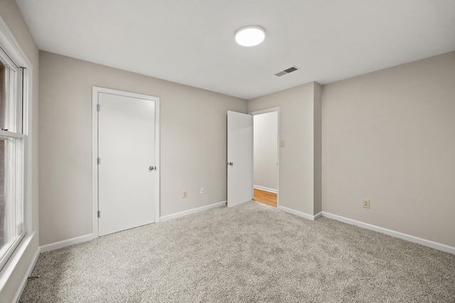 1660 Brentmoor Drive, Lexington, KY 40515