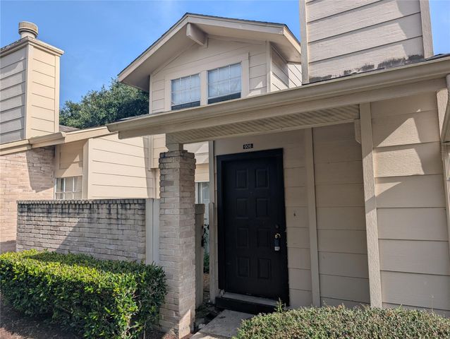 13002 Leader 906, Houston, TX 77072