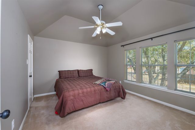 8525 Castle Creek Road, North Richland Hills, TX 76182