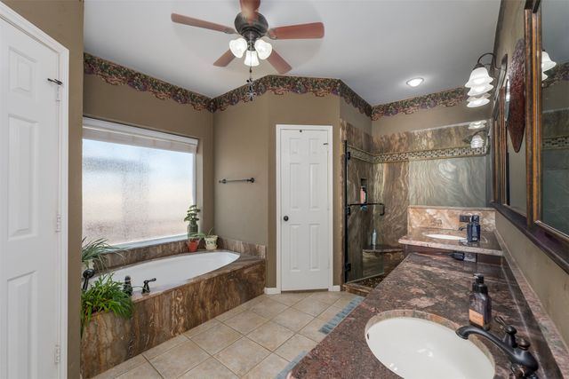 8525 Castle Creek Road, North Richland Hills, TX 76182