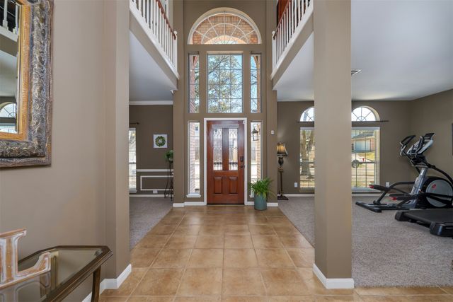 8525 Castle Creek Road, North Richland Hills, TX 76182