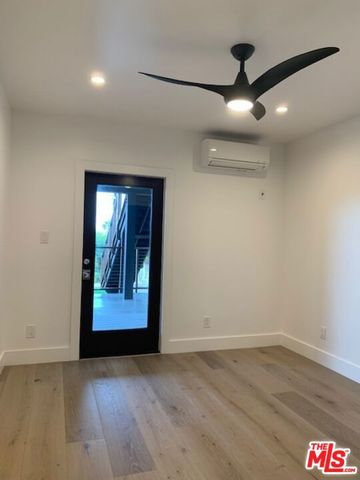 7325 Rindge Avenue, Playa Del Rey (los Angeles), CA 90293