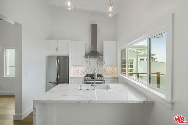 7325 Rindge Avenue, Playa Del Rey (los Angeles), CA 90293