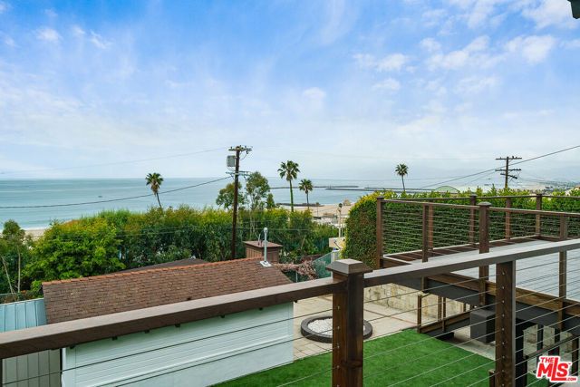 7325 Rindge Avenue, Playa Del Rey (los Angeles), CA 90293