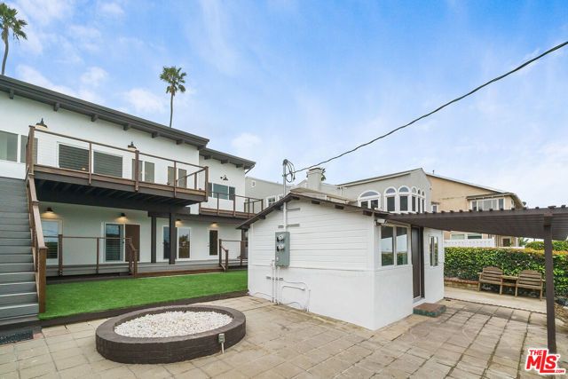 7325 Rindge Avenue, Playa Del Rey (los Angeles), CA 90293