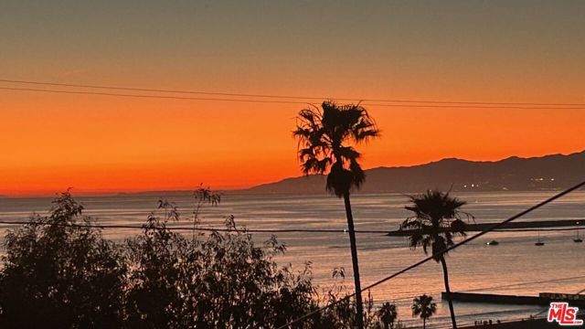 7325 Rindge Avenue, Playa Del Rey (los Angeles), CA 90293