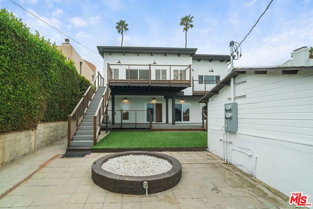 7325 Rindge Avenue, Playa Del Rey (los Angeles), CA 90293