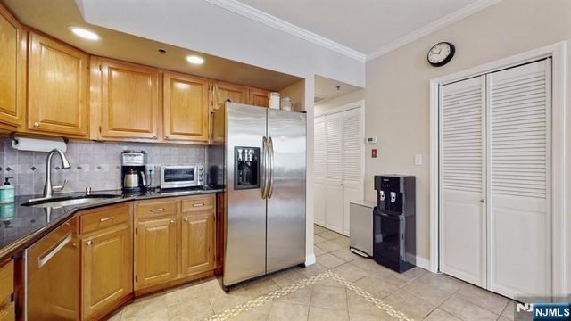 523 Monroe Street 2, Hoboken, NJ 07030