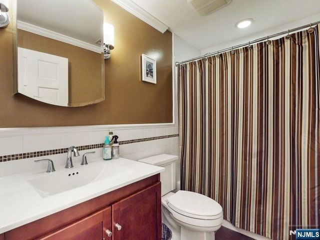 523 Monroe Street 2, Hoboken, NJ 07030