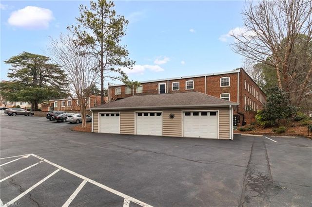 220 Tar Branch Court, Winston-salem, NC 27101