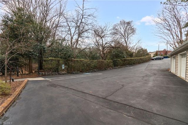 220 Tar Branch Court, Winston-salem, NC 27101