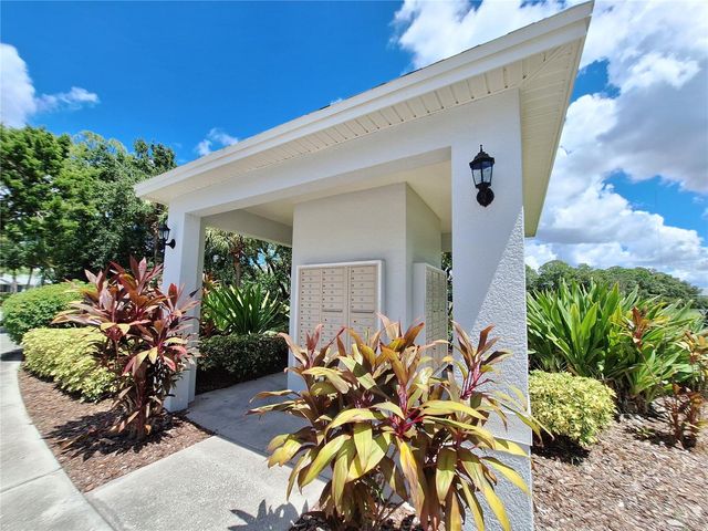 11608 DECLARATION DRIVE, Tampa, FL 33635