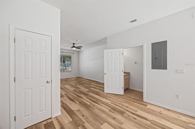 11608 DECLARATION DRIVE, Tampa, FL 33635