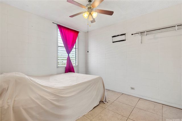 94-099 Waipahu Street A202, Waipahu, HI 96797