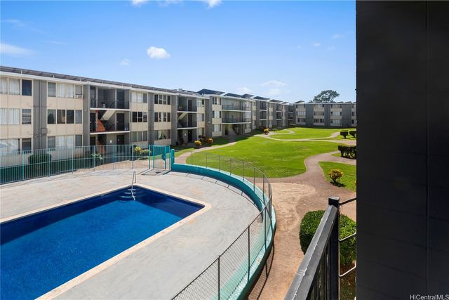 94-099 Waipahu Street A202, Waipahu, HI 96797