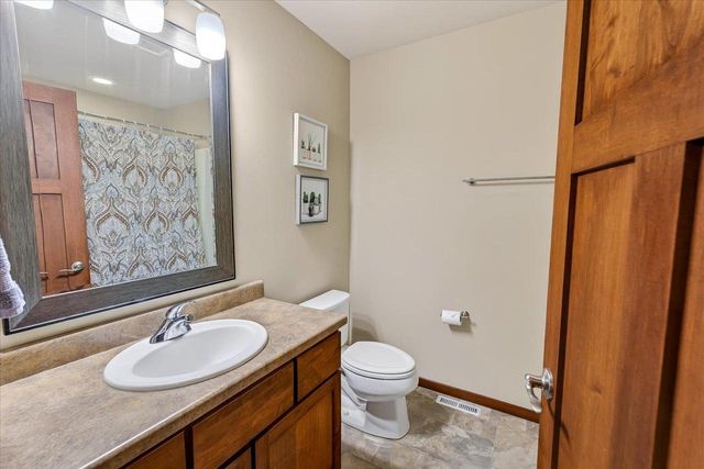 7115 Calla Pass, Middleton, WI 53562