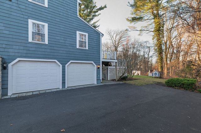 30 Thetford Ave, Braintree, MA 02184