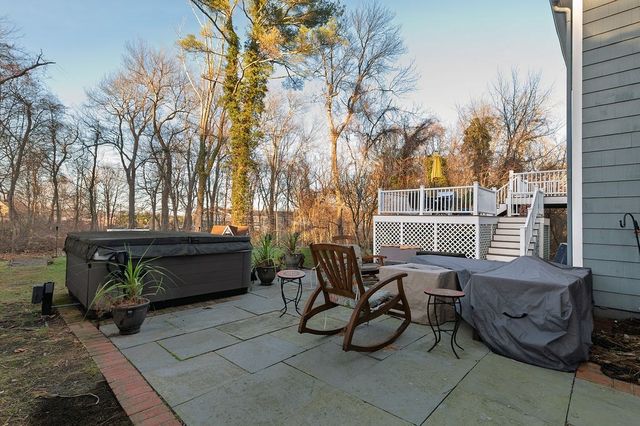 30 Thetford Ave, Braintree, MA 02184