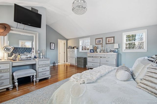 30 Thetford Ave, Braintree, MA 02184