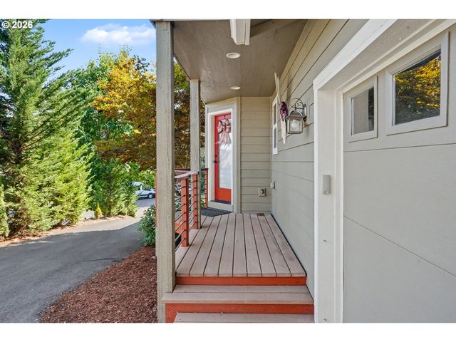 1685 HILLCREST Ct Nw, Salem, OR 97304