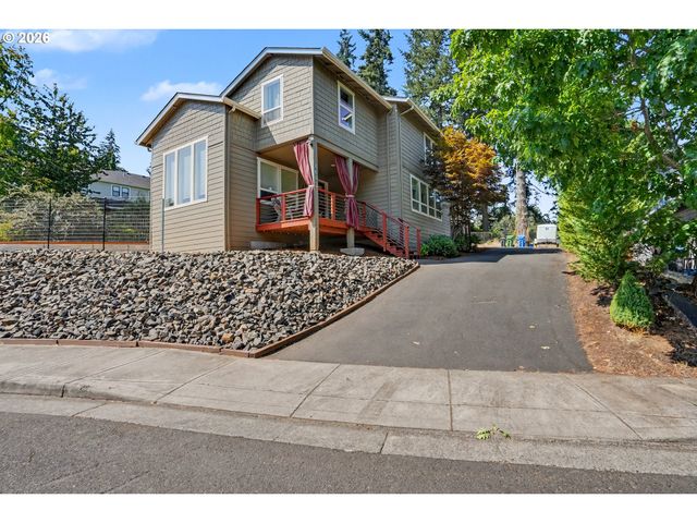 1685 HILLCREST Ct Nw, Salem, OR 97304