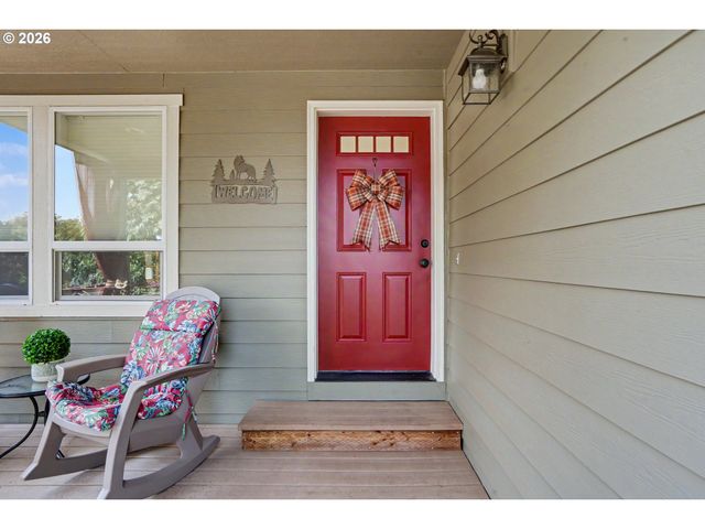 1685 HILLCREST Ct Nw, Salem, OR 97304