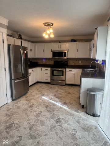 7425 Buttonbush Court, Indianapolis, IN 46254